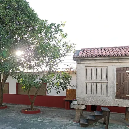 La Casa Roja En Rias Baixas