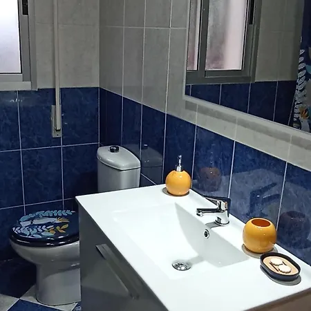 La Casa Roja En Rias Baixas * O Barroso